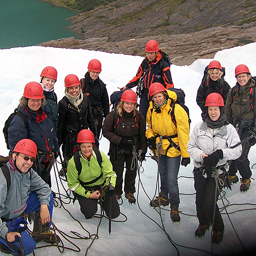 Schneeschuhtouren & Eisklettern / Teamwork zur Steigerung des WIR-Gefühl