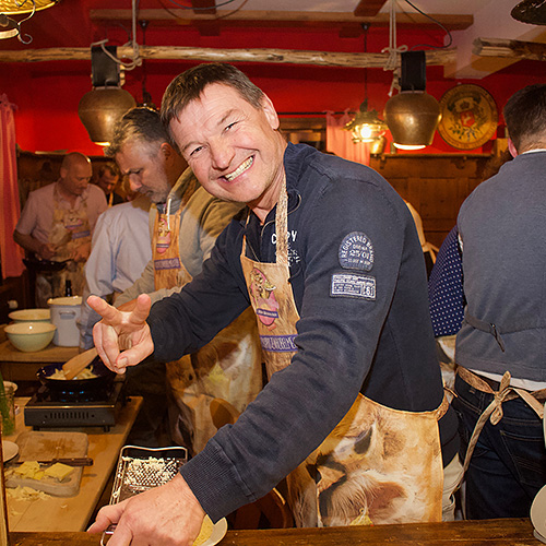 Schneeschuh-Hütten-Touren / Fondue-Partys & Kochevents