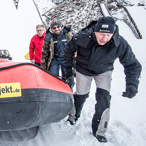 Schneeschuhwandern & Snowtubing / Snowrafting